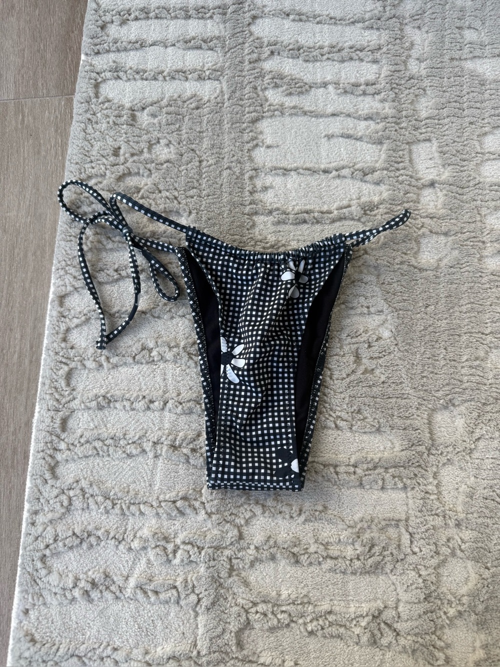 Heavy Manners Side Tie Bottoms